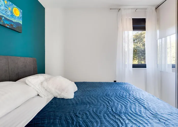 Golem By Interhome * Vrana (Zadar)