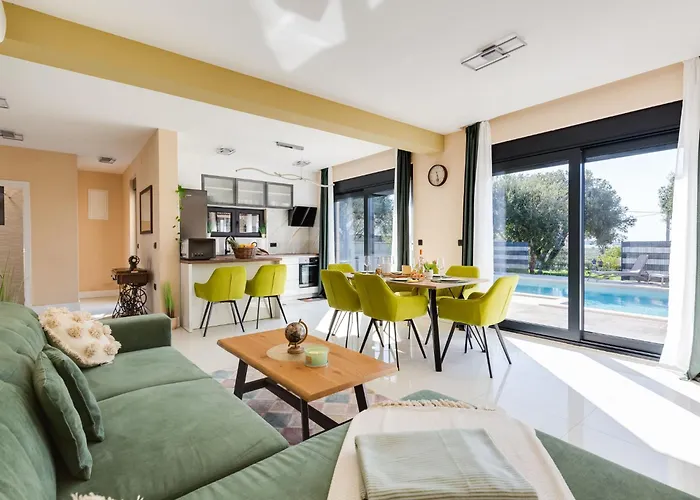 Golem By Interhome Semesterbostad