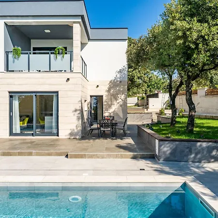 Golem By Interhome Hébergement de vacances *