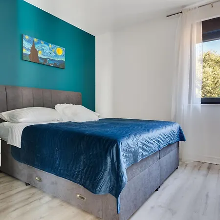Golem By Interhome Vrana (Zadar)