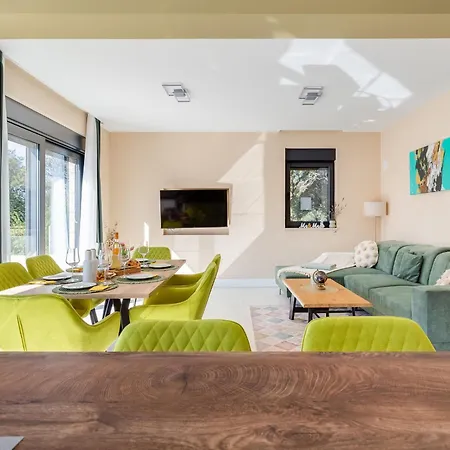 Golem By Interhome *