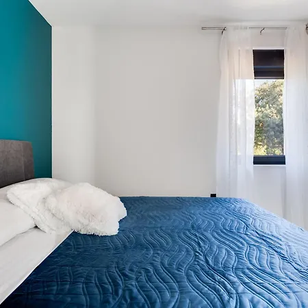 Golem By Interhome * Vrana (Zadar)