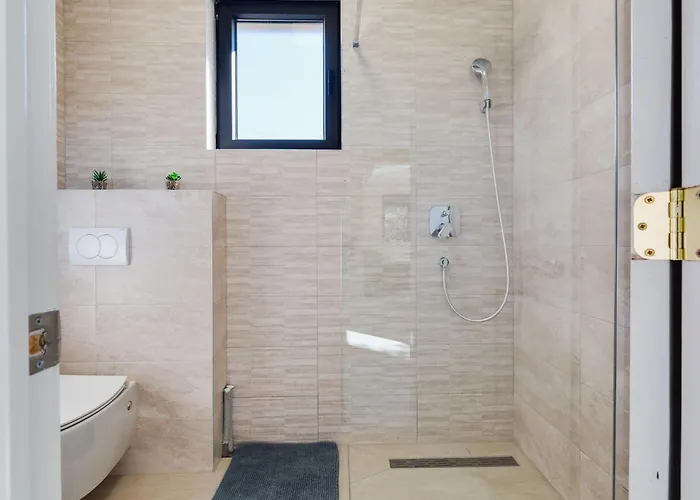 Дом отдыха Golem By Interhome Vrana (Zadar)
